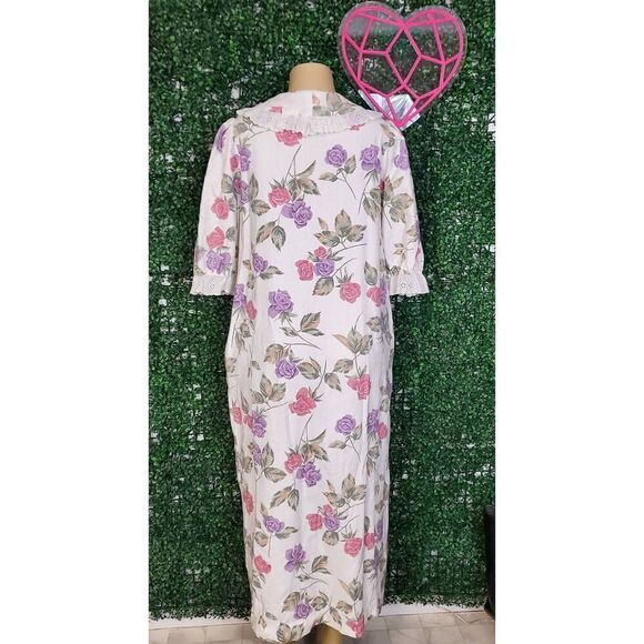 Tiffany Loungewear - Picture 2 of 5